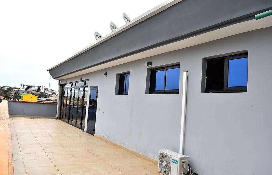 Residence L'Ecrin Yaoundé Exterior photo